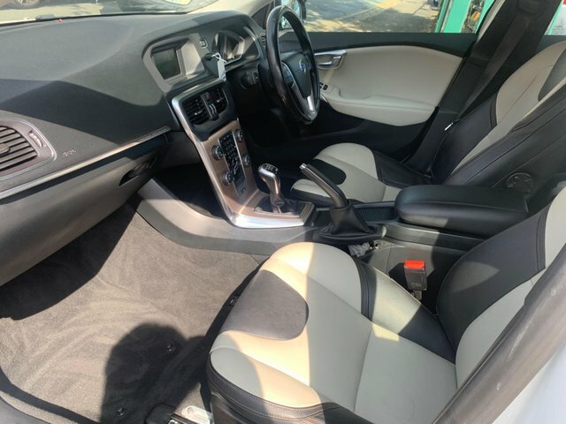 Volvo V40 Cross Country 1.5 T3 Euro 6 Ss Brown #11