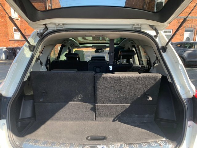 Nissan Qashqai+2 Hatchback Blue #29