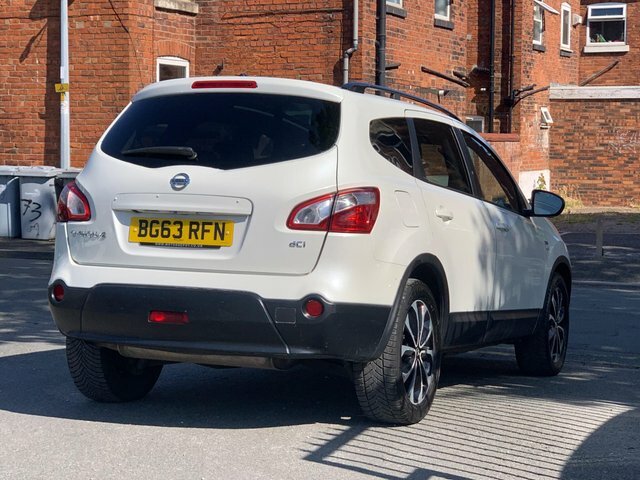 Nissan Qashqai+2 Hatchback Blue #13