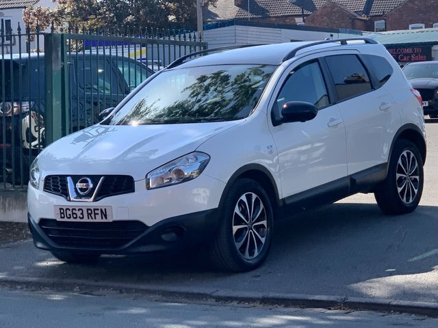 Nissan Qashqai+2 Hatchback Blue #9
