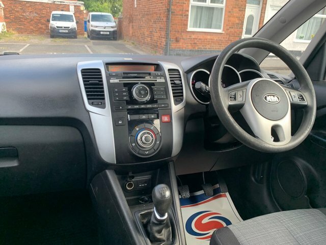 Kia Venga 3 1.6 Black #14