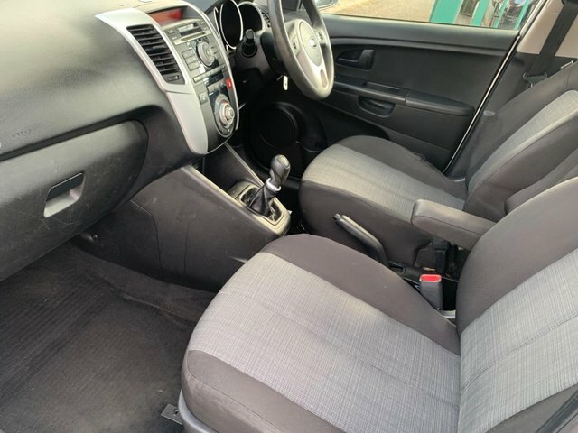 Kia Venga 3 1.6 Black #12