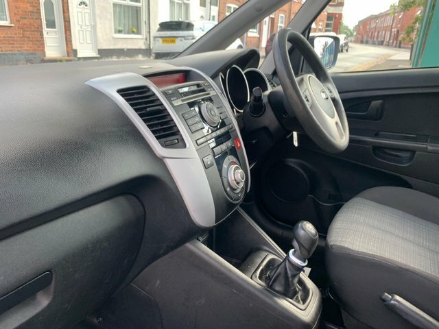 Kia Venga 3 1.6 Black #15