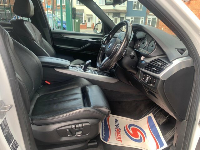 BMW X5 Xdrive40d M Sport White #31