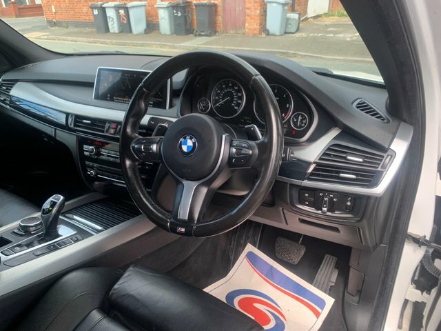 BMW X5 Xdrive40d M Sport White #35