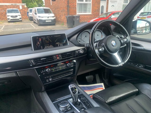 BMW X5 Xdrive40d M Sport White #20