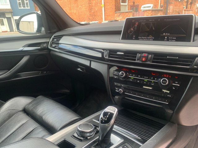 BMW X5 Xdrive40d M Sport White #38