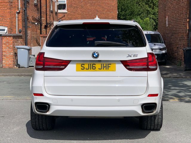 BMW X5 Xdrive40d M Sport White #8