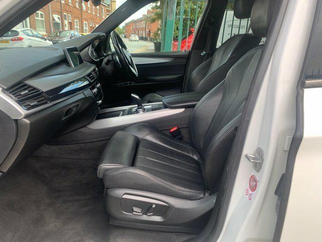 BMW X5 Xdrive40d M Sport White #14