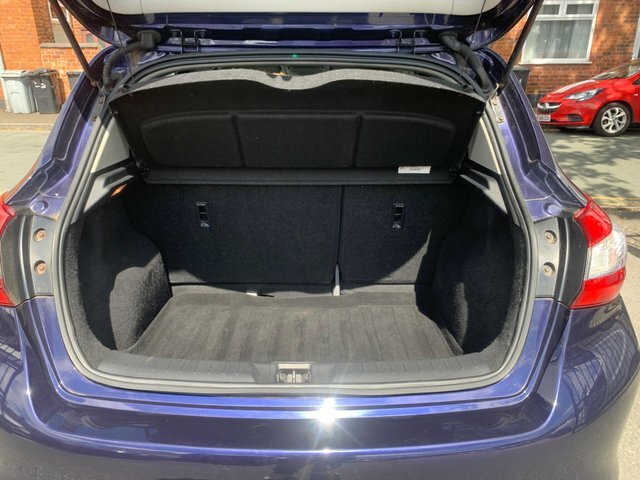 Nissan Pulsar  Blue #19