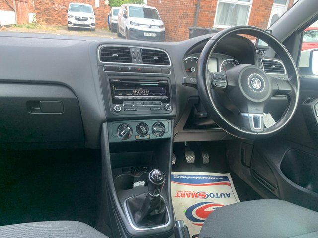Volkswagen Polo Hatchback Silver #19
