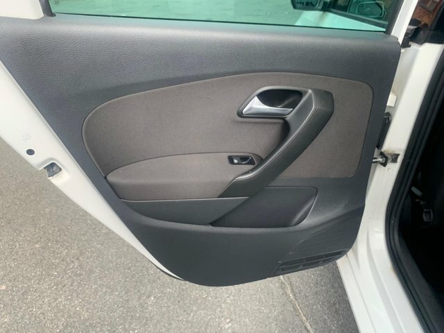Volkswagen Polo Hatchback Silver #17