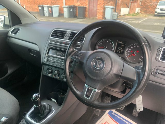 Volkswagen Polo Hatchback Silver #31