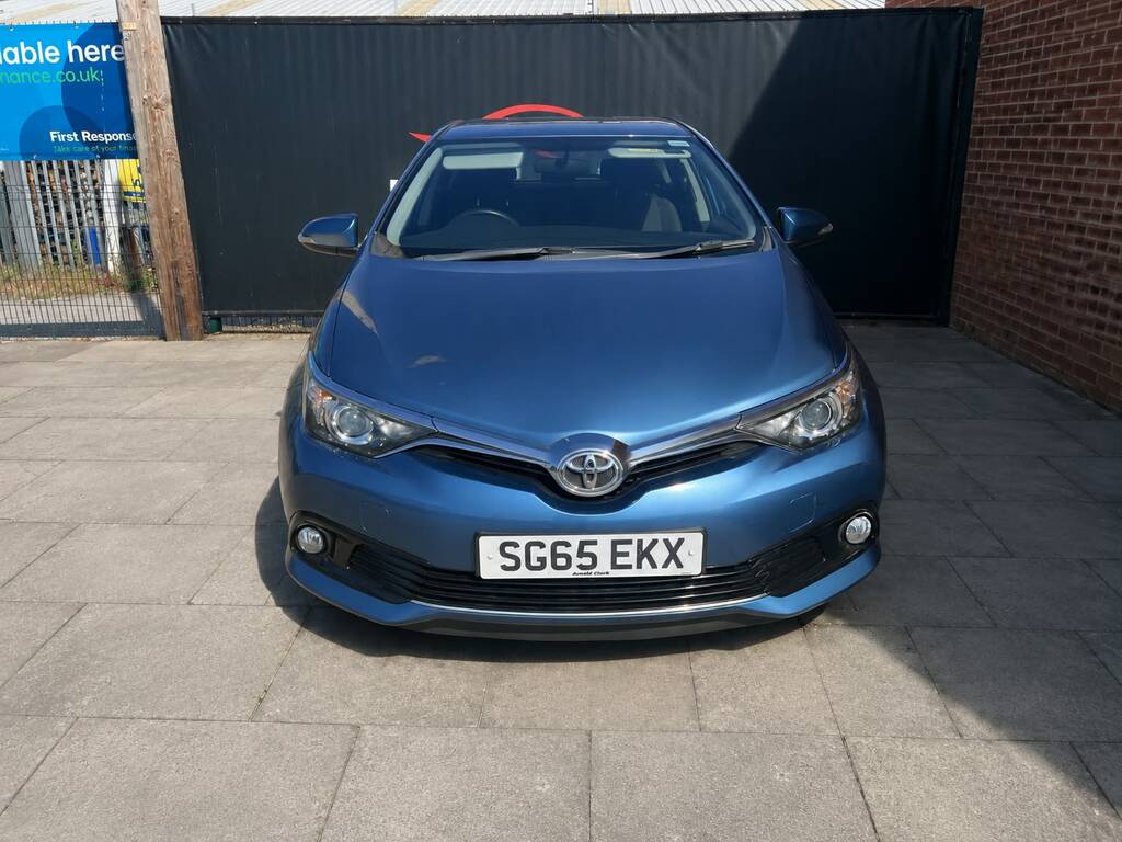 Toyota Auris Business Edition 1.2 Full Service History Blue #5
