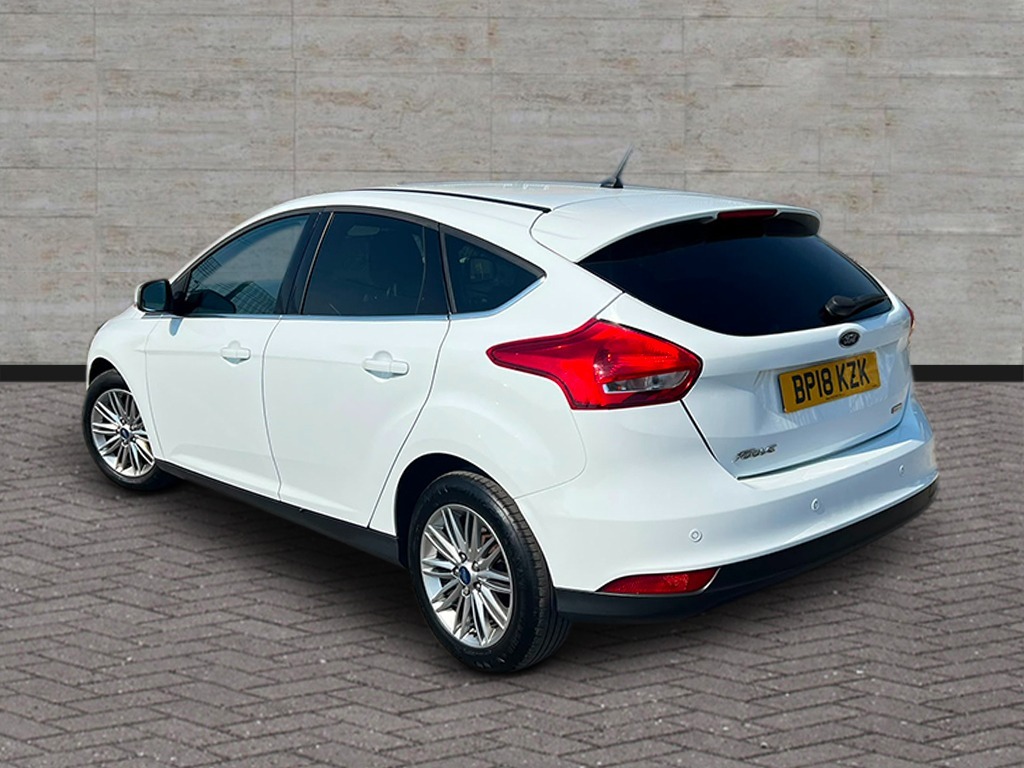 Ford Focus Zetec Ecoboost 1.0 Full Service History White #4
