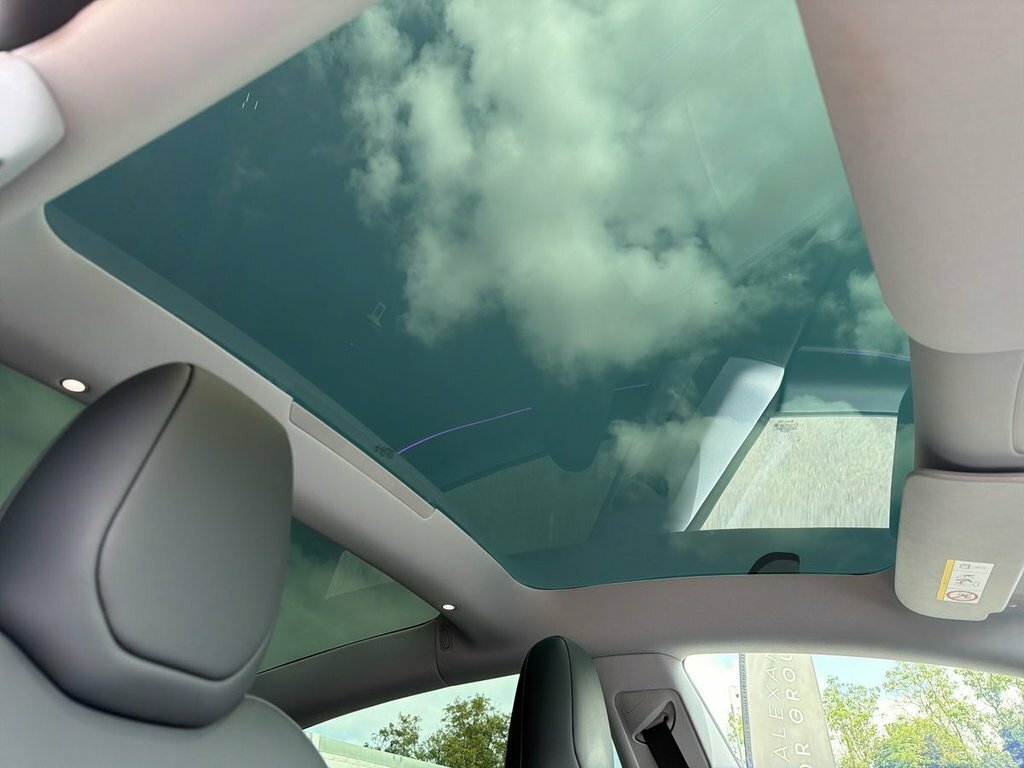 Tesla Model 3 Saloon Dual Motor Performance Saloon Electri Grey #25