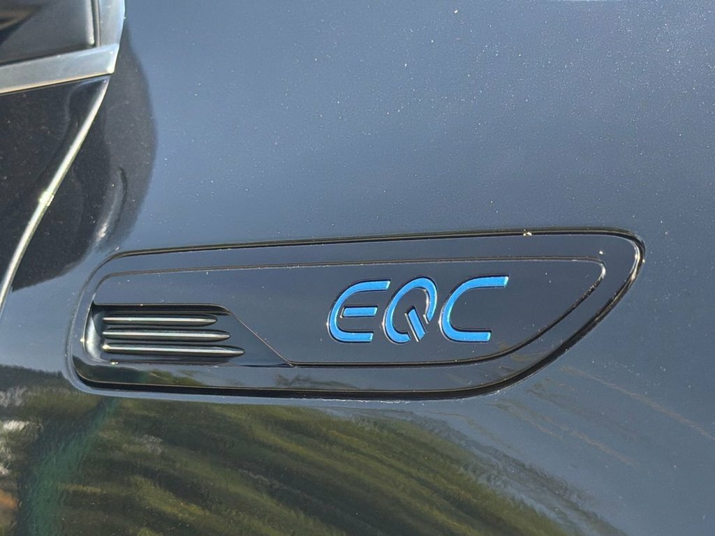 Mercedes-Benz EQC Amg Line Blue #16