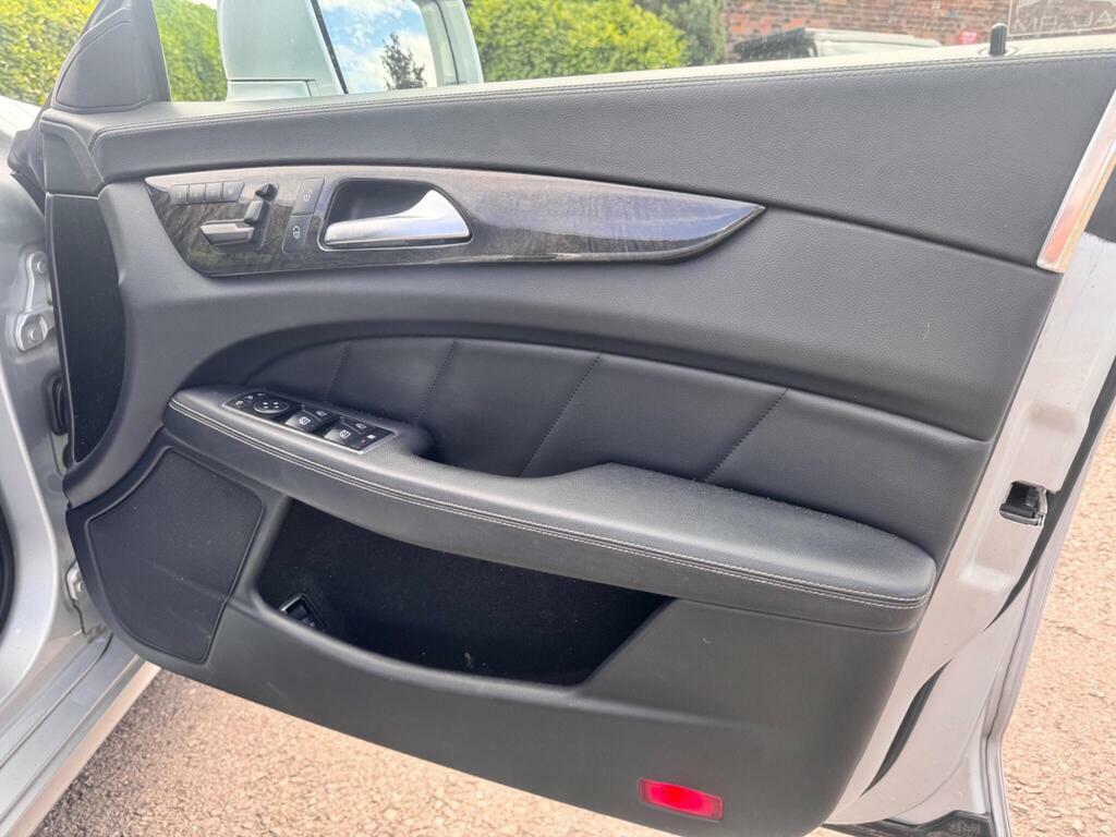 Mercedes-Benz CLS Cls250 Cdi Amg Blueefficiency Sport Grey #20