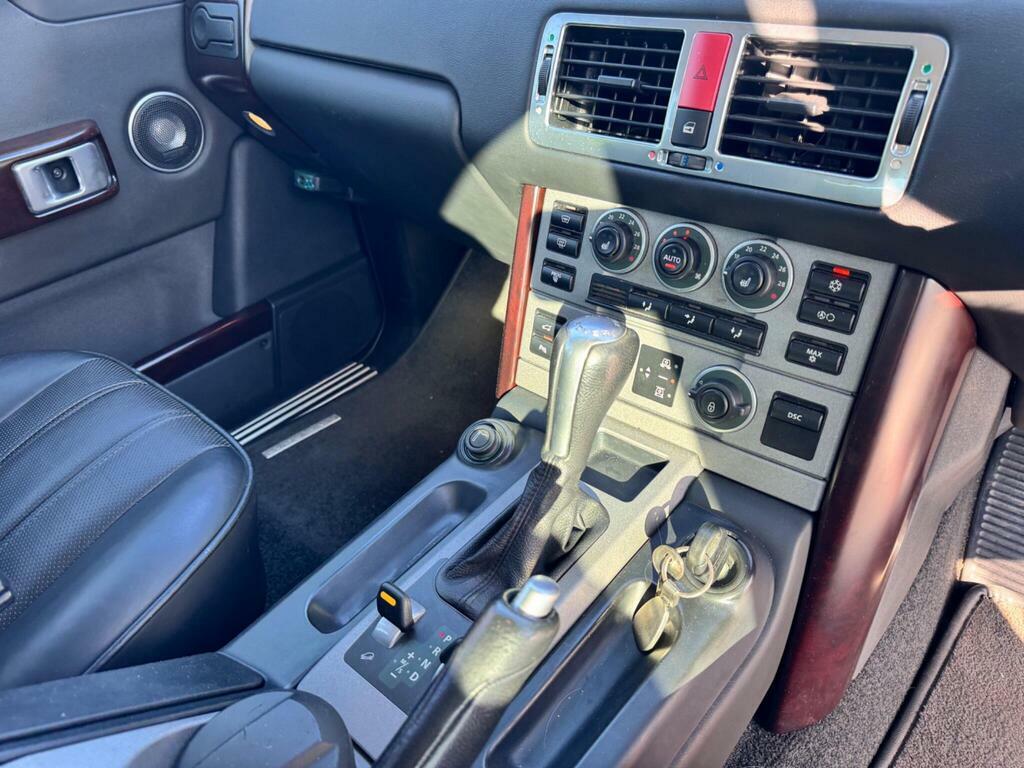 Land Rover Range Rover Se Black #24
