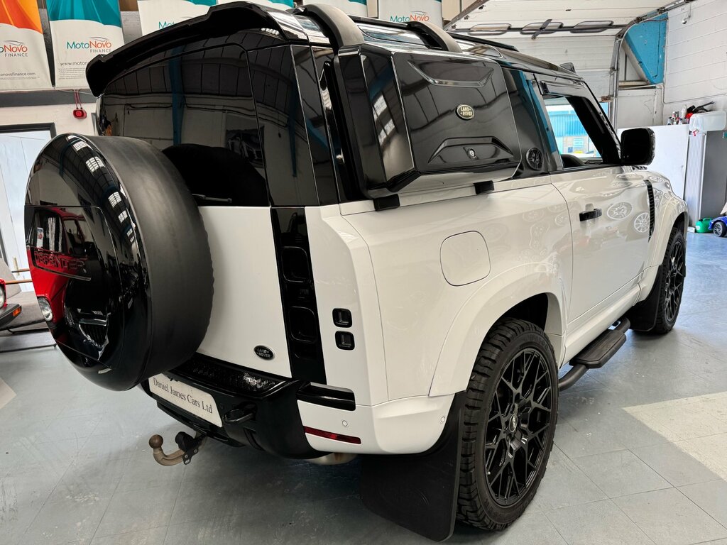Land Rover Defender 90 3.0 D200 Mhev Hard Top Suv 4Wd Swb White #3