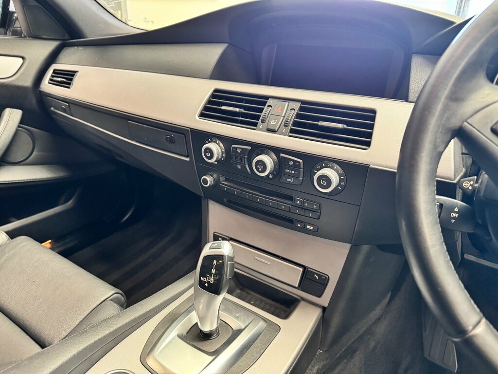 BMW 5 Series Saloon 3.0 530I M Sport Steptronic Euro 4 200 Grey #33