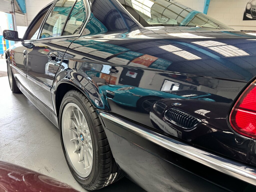 BMW 7 Series 740I V8 Blue #5