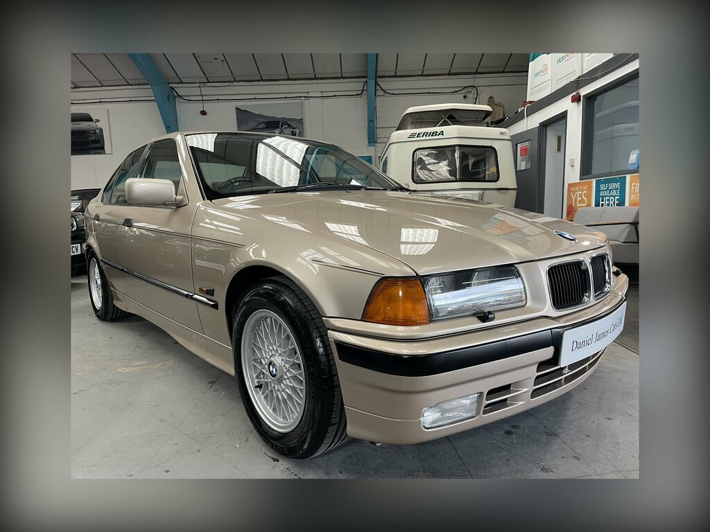 BMW 3 Series 325I Se Beige