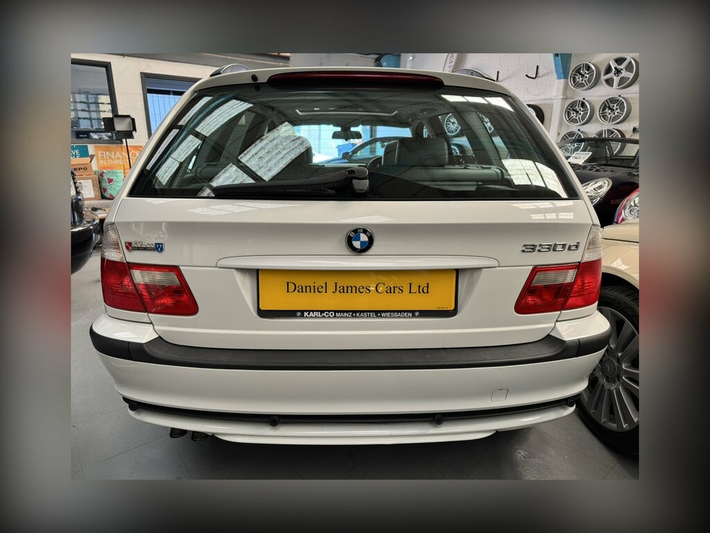 BMW 3 Series 330D Se White #4