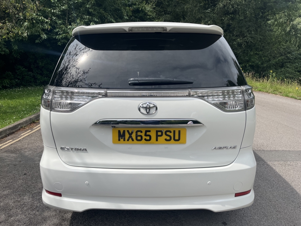 Toyota Estima Mpv White #4