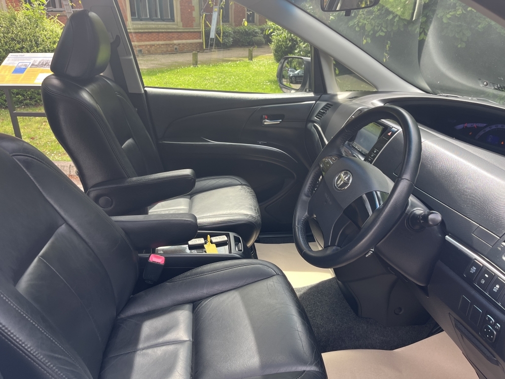 Toyota Estima Mpv 2.4 Hybrid Euro 6 201616 White #9