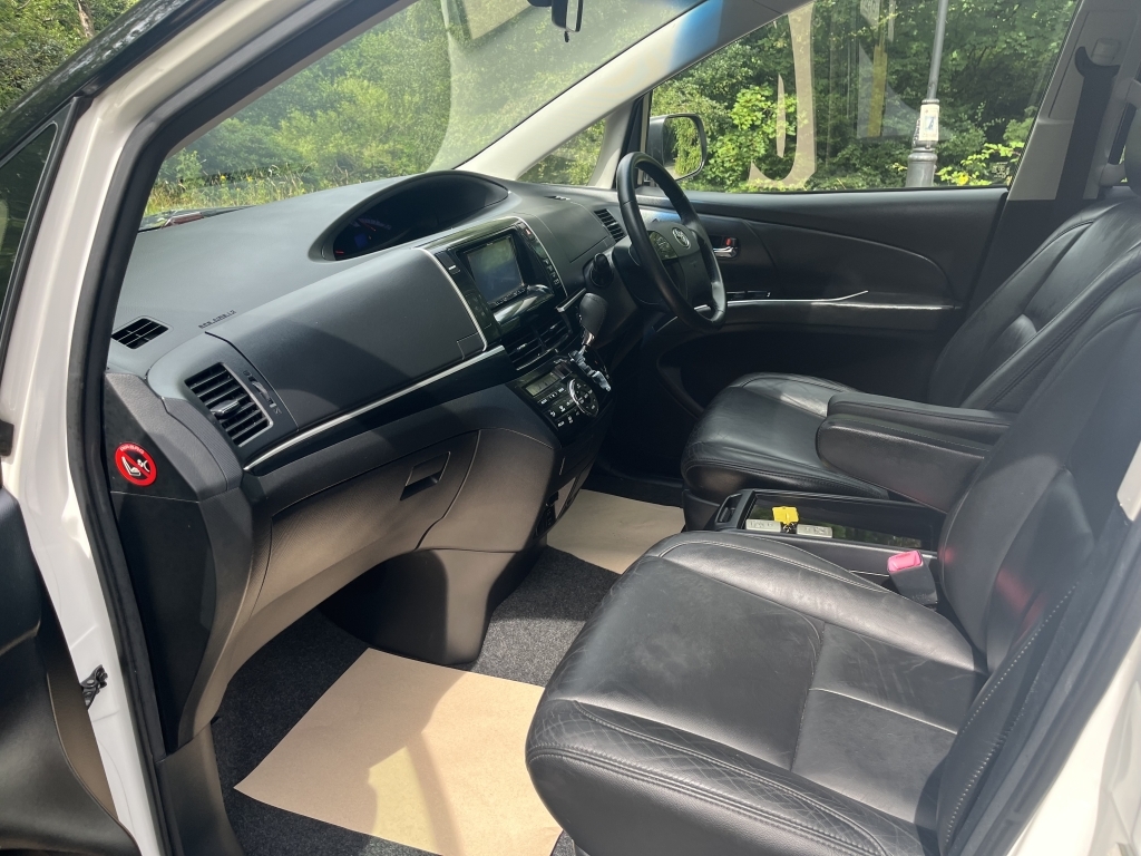 Toyota Estima Mpv 2.4 Hybrid Euro 6 201616 White #30