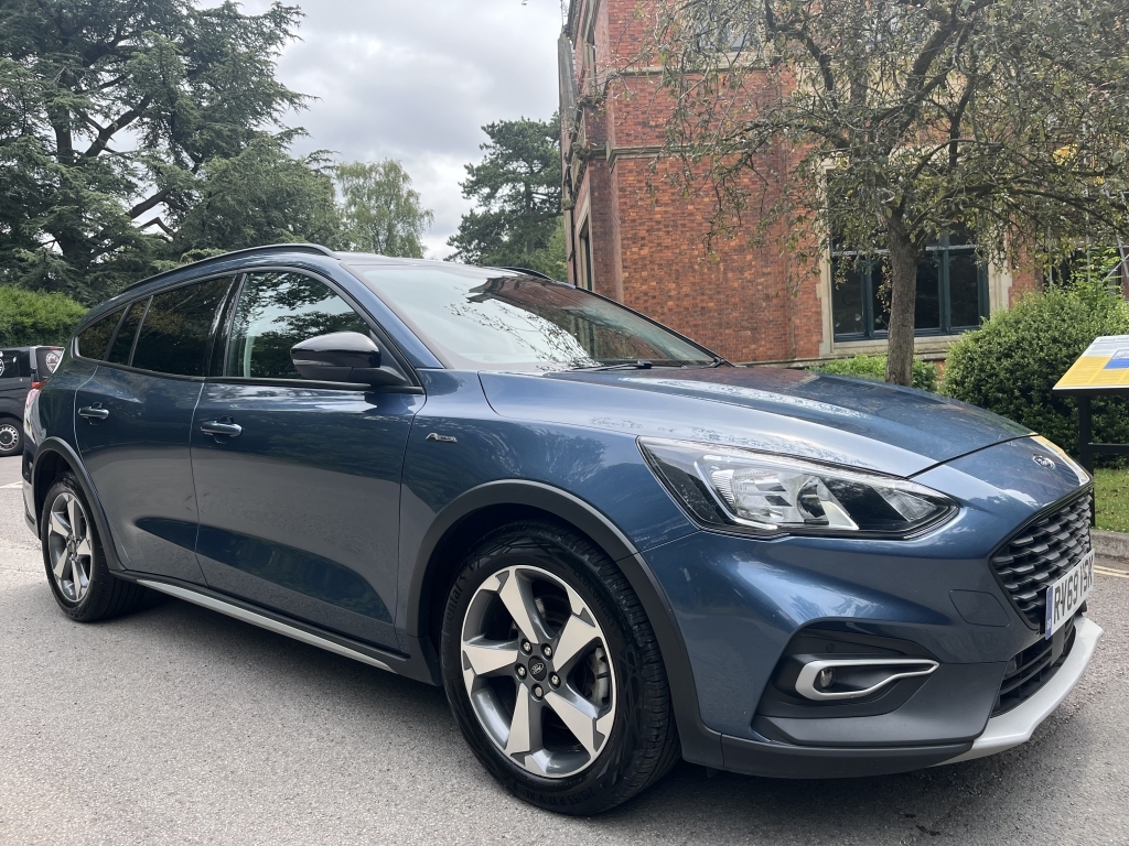 Ford Focus Estate Blue