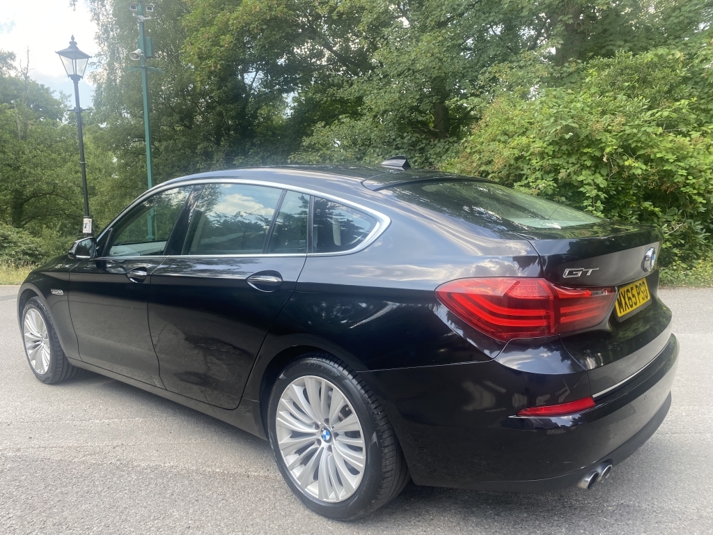 BMW 5 Series Saloon Black #3