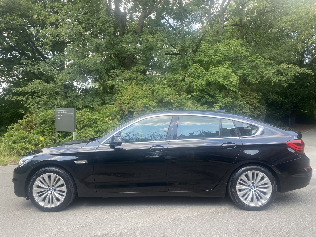BMW 5 Series Saloon Black #5
