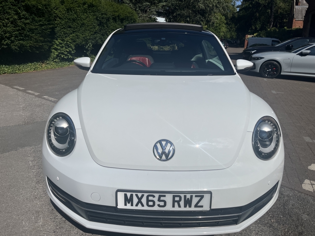 Volkswagen Beetle Hatchback White #5