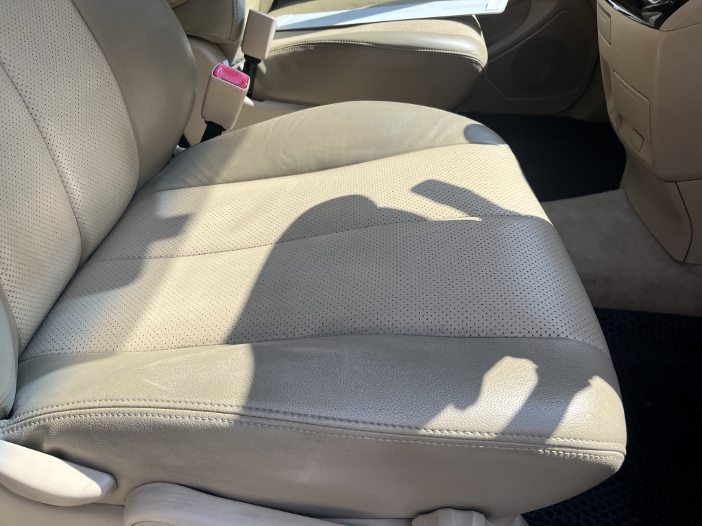 Toyota Estima E-four Grey #24