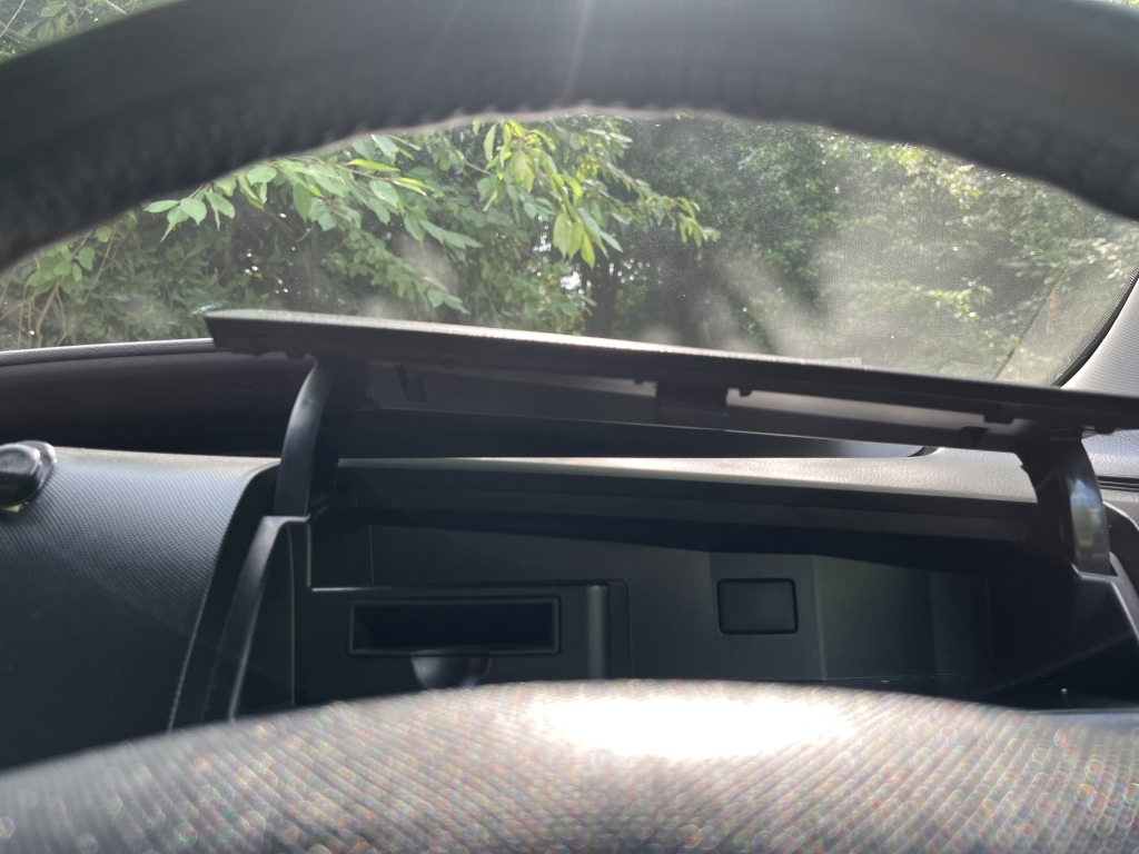 Toyota Estima Mpv E- Four Hybrid 201616 Grey #45