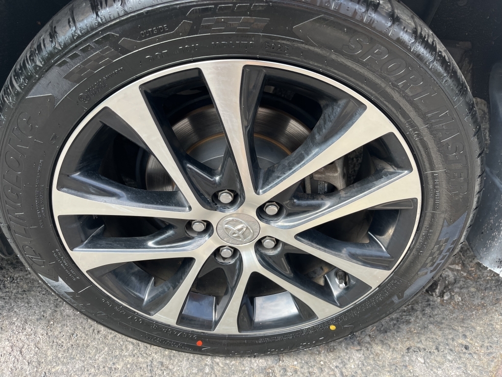 Toyota Estima Mpv E- Four Hybrid 201616 Grey #14