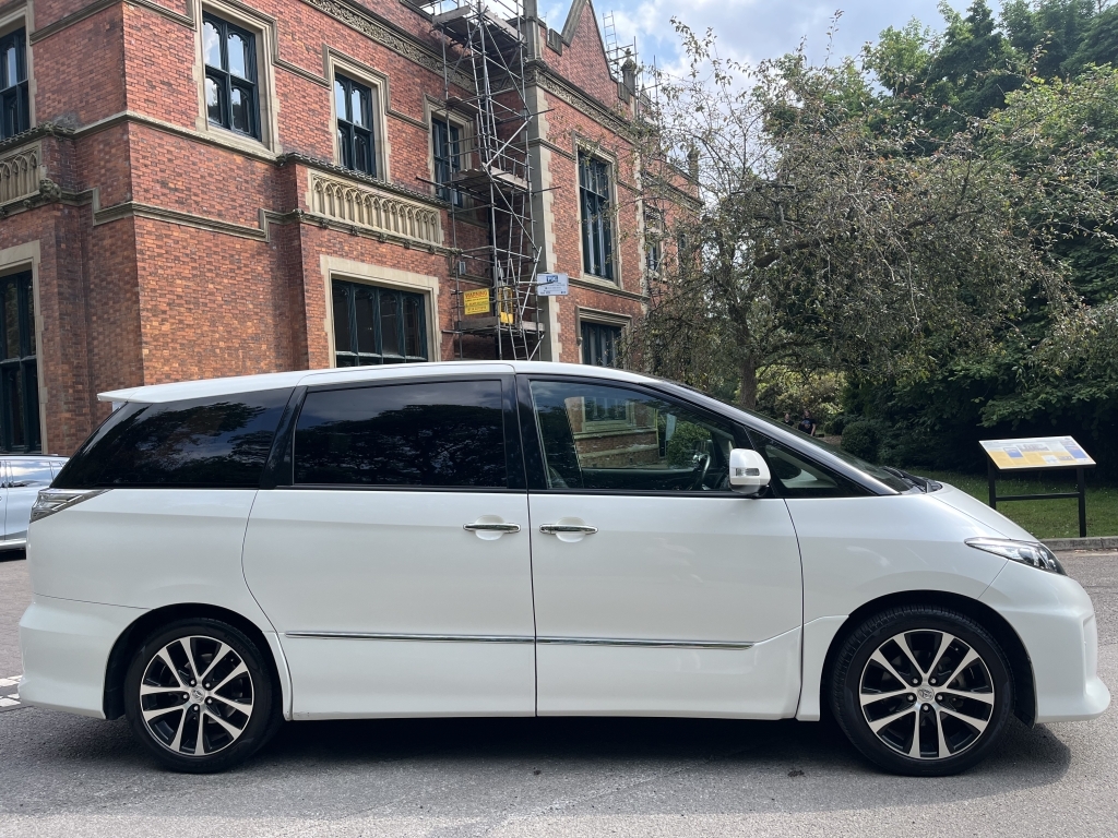 Toyota Estima Mpv E- Four Hybrid 201616 Grey #7