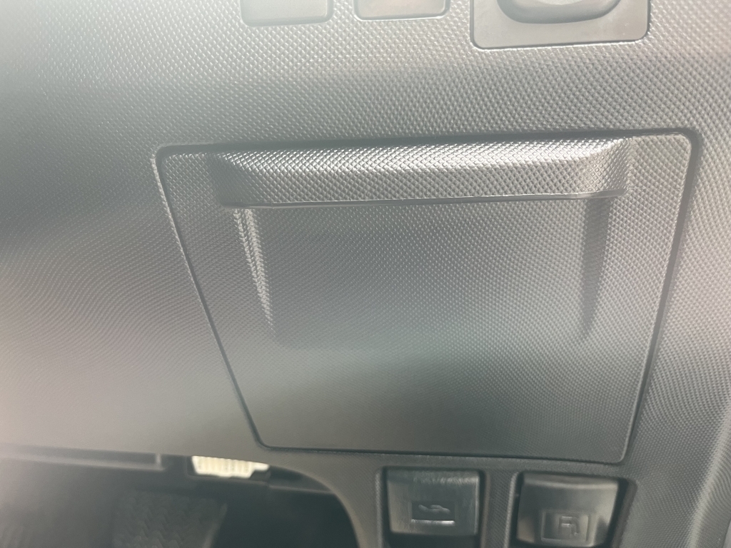 Toyota Estima Mpv E- Four Hybrid 201616 Grey #22