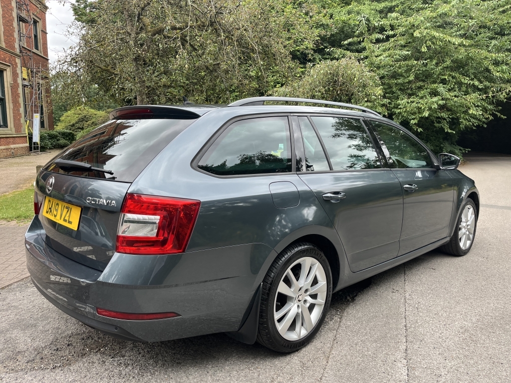 Skoda Octavia Estate Grey #3