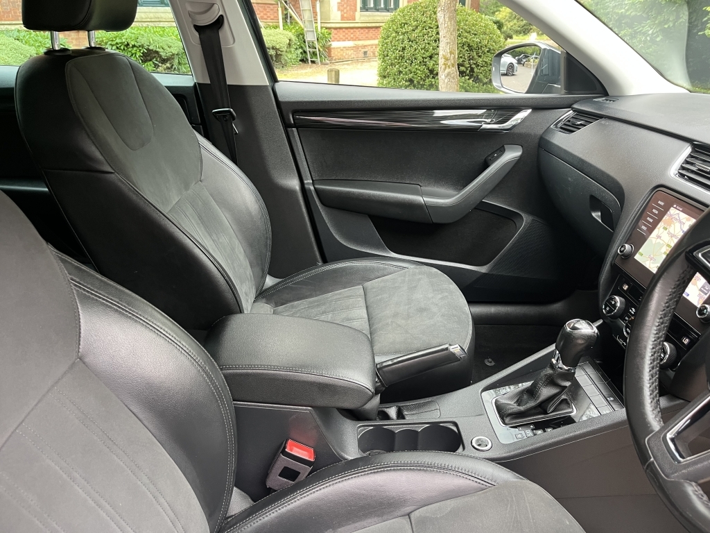 Skoda Octavia 1.5 Tsi Se Drive Blue #32