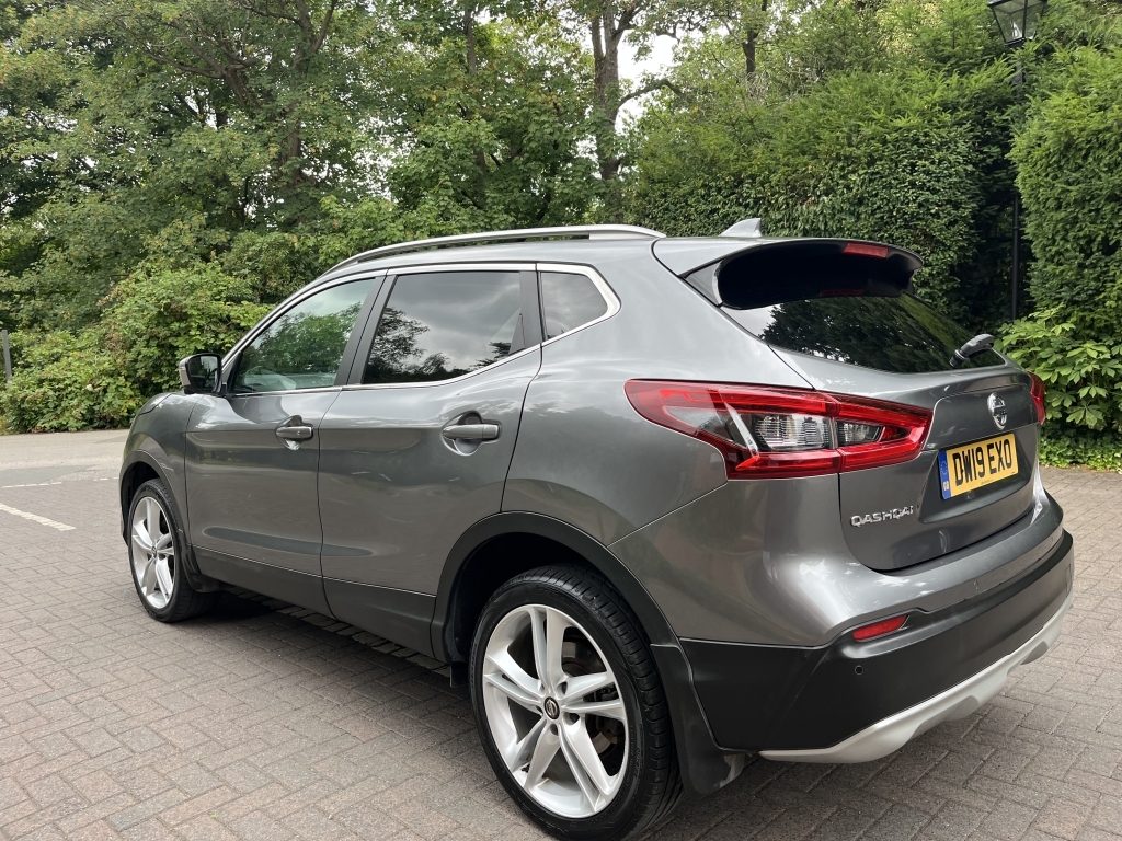 Nissan Qashqai Hatchback DW19EXO Grey #4