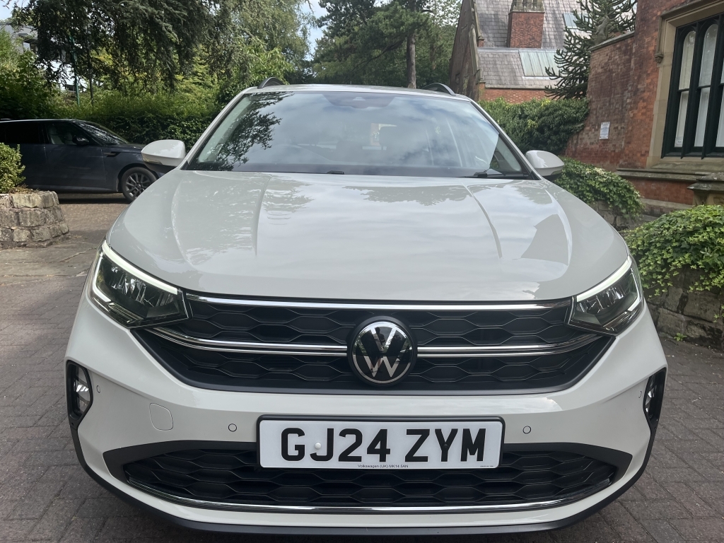 Volkswagen Taigo Hatchback Grey #3