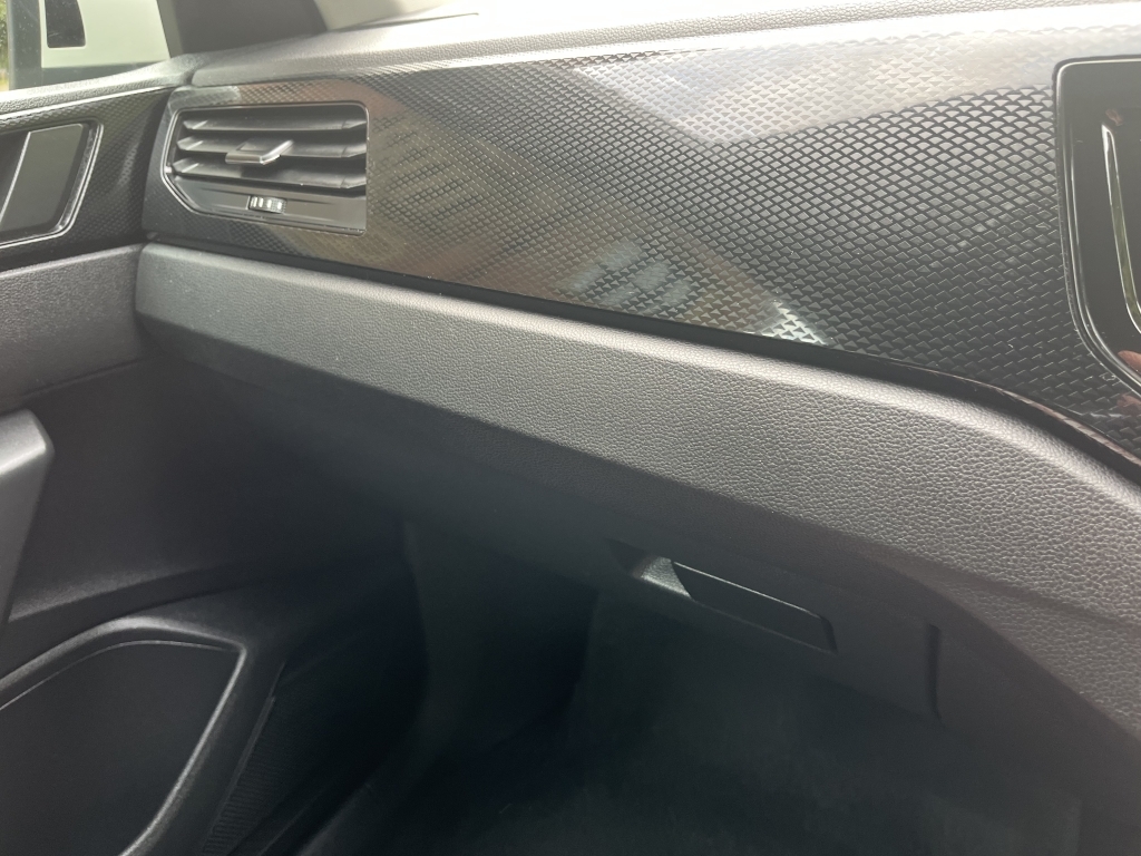 Volkswagen Taigo Suv Black #19
