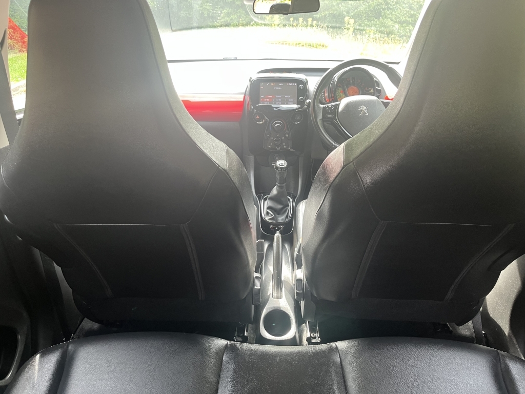 Peugeot 108  Black #29
