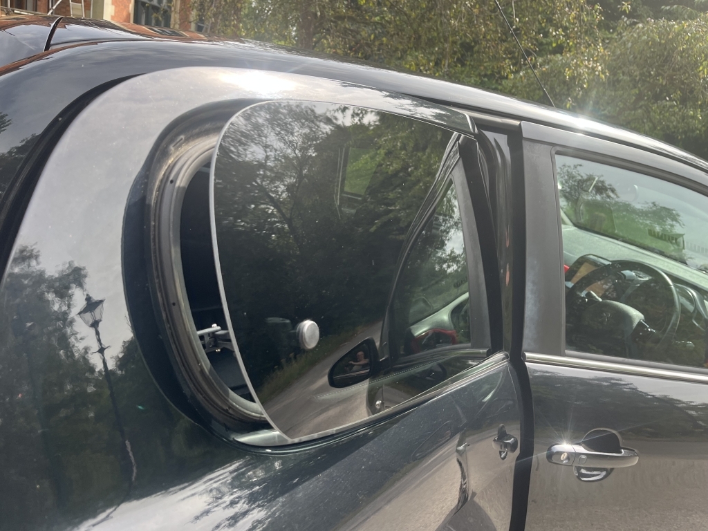Peugeot 108  Black #28