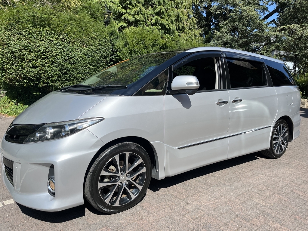 Toyota Estima Mpv Silver #2