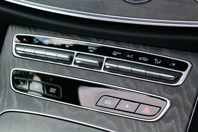 Mercedes-Benz E Class Mercedes-benz Estate E220d Sport 9G-tro Black #21