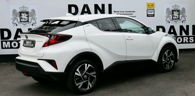Toyota C-Hr Suv ST22FLJ White #3